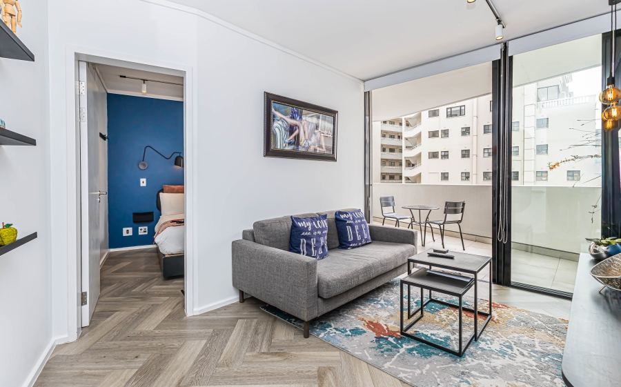 1 Bedroom Property for Sale in Sea Point Western Cape